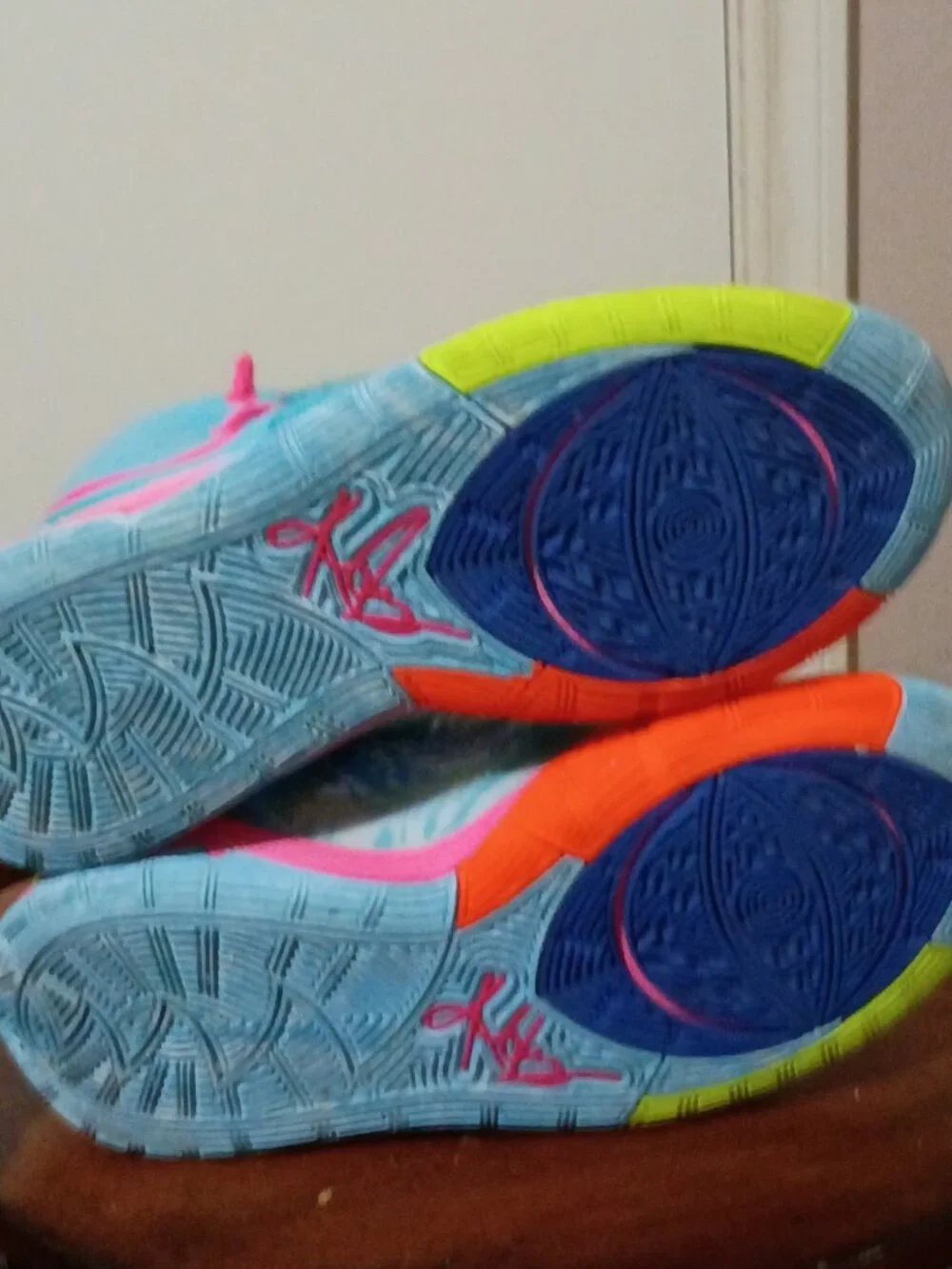Nike Kyrie 6 Pool Day Shoes 7Y Basketball CZ4686-409 Kyrie Irving Sneakers